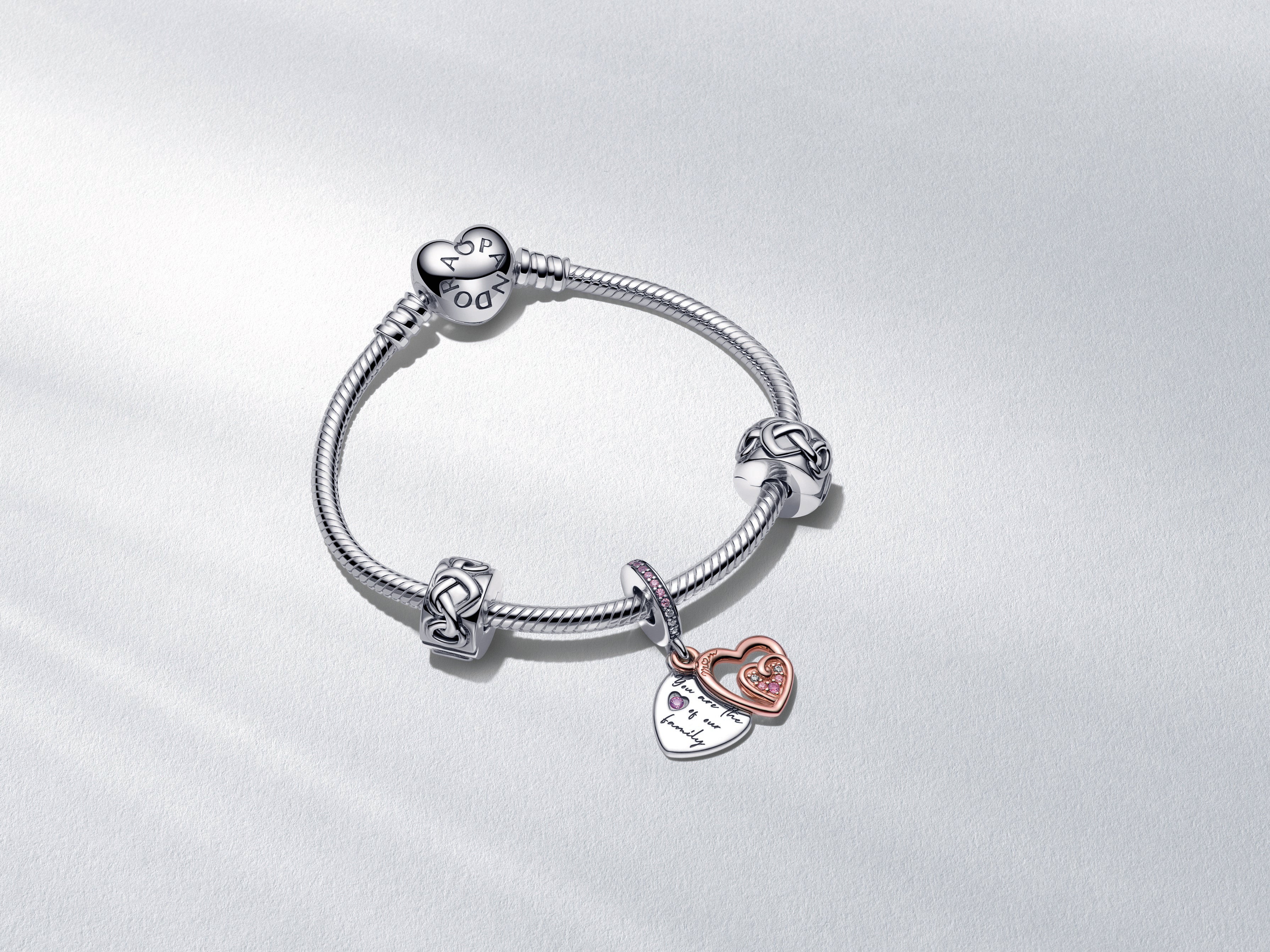 Entwined Infinite Hearts Full Bracelet Gift Set